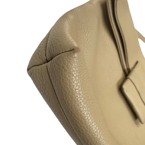 Pebbled Italian Leather shoulder bag - Picture 4 of 15